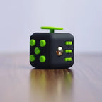 Infinity Fidget Cube – stressleksak för fokus och avkoppling
